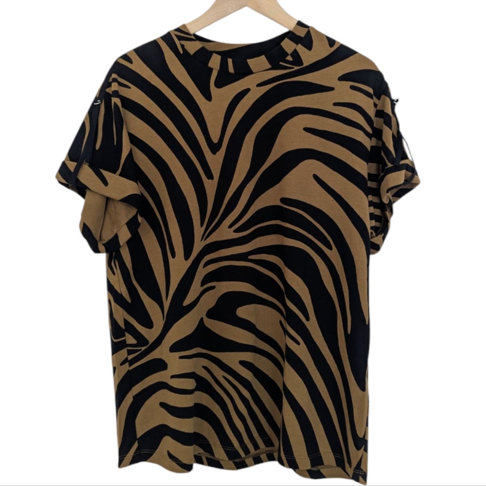 3.1 Philip Lim Black and Tan Tiger Print Medium T-Shirt